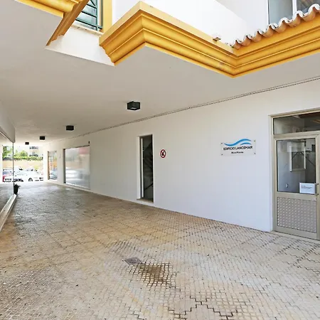 A32 - Lancemar Flat In *